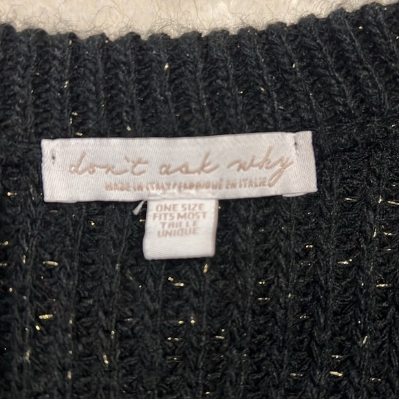 Black and gold V-neck shimmer sweater - Picture 3 of 5